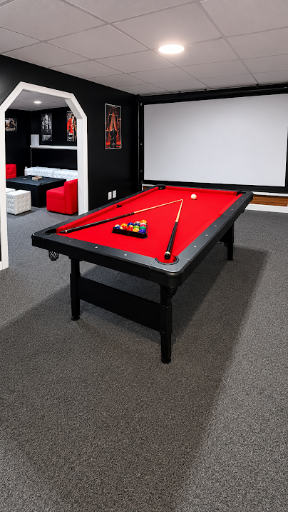 Da HideOut pool table and event space